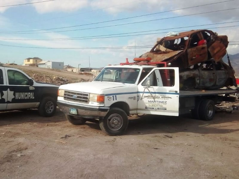 Retiran vehí­culos abandonados y siniestrados en calles de Tijuana