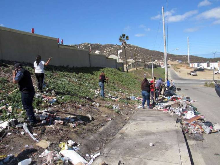 Impulsa XXII Ayuntamiento jornada de limpieza en El Roble
