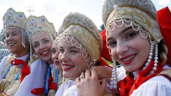 Diputada rusa advierte sobre sexo con extranjeros durante el Mundial.