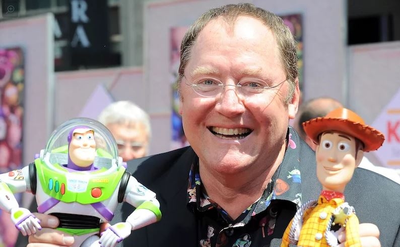 John Lasseter abandona Disney tras acusaciones de acoso laboral.
