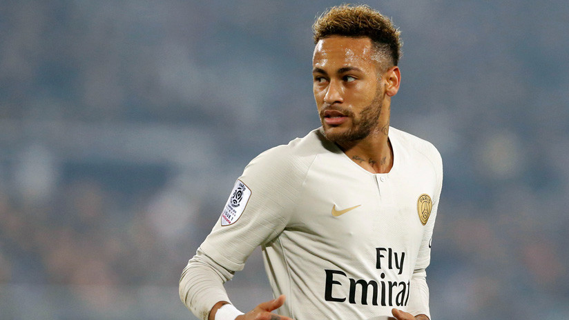 Neymar ‘se fugó’ de la gala del Balón de Oro para hacer una transmisión de videojuegos