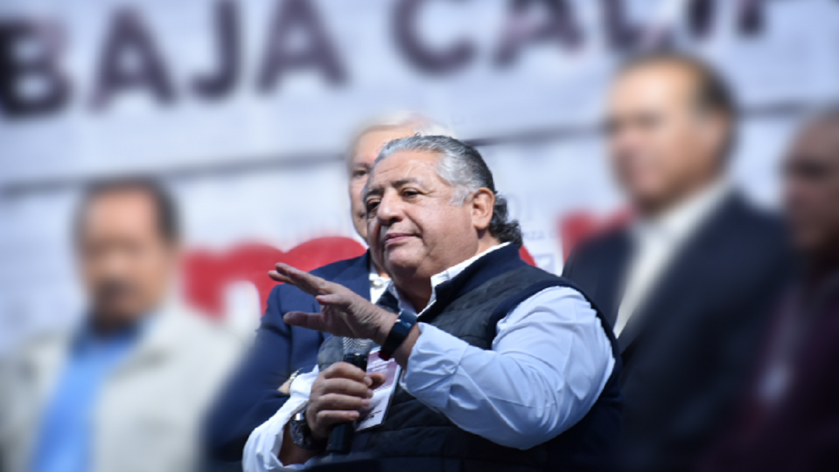 Denuncia Rodrí­guez Lozano a Ovando Patrón por descuentos de nómina a empleados públicos|