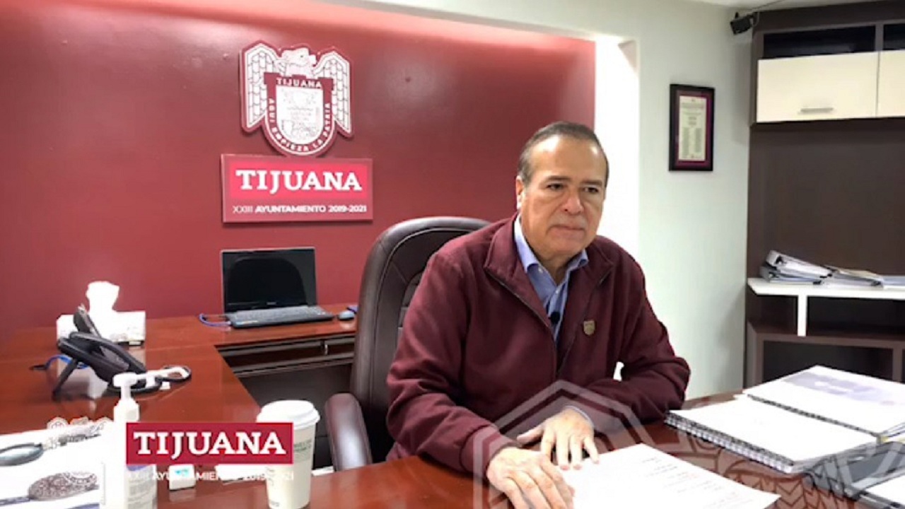 Arturo González atiende dudas y peticiones a través de conferencia virtual con un alcance de más 39 mil 900 tijuanenses