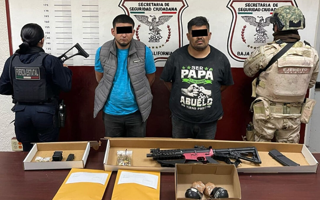Incautan FESC y SEDENA fusil de asalto y granadas de fragmentación en Mexicali; hay dos detenidos